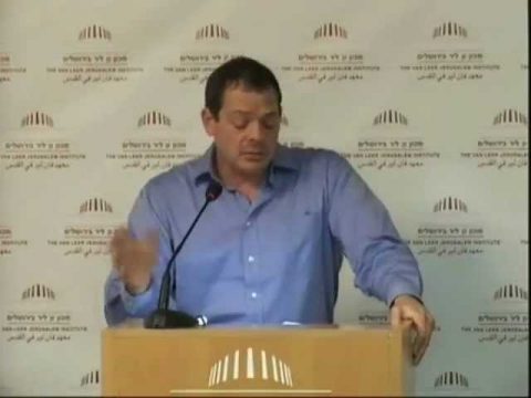 מחלוקות בכלכלה 2/הסיבות לפיתוח הכלכלי האטי בעולם הערבי