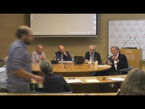 The Civic Role of Curators | A Round Table with Neil MacGregor