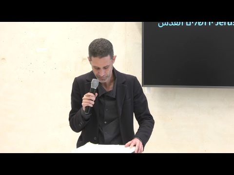 אמנות בשבי המלחמה / ד״ר שאול סתר