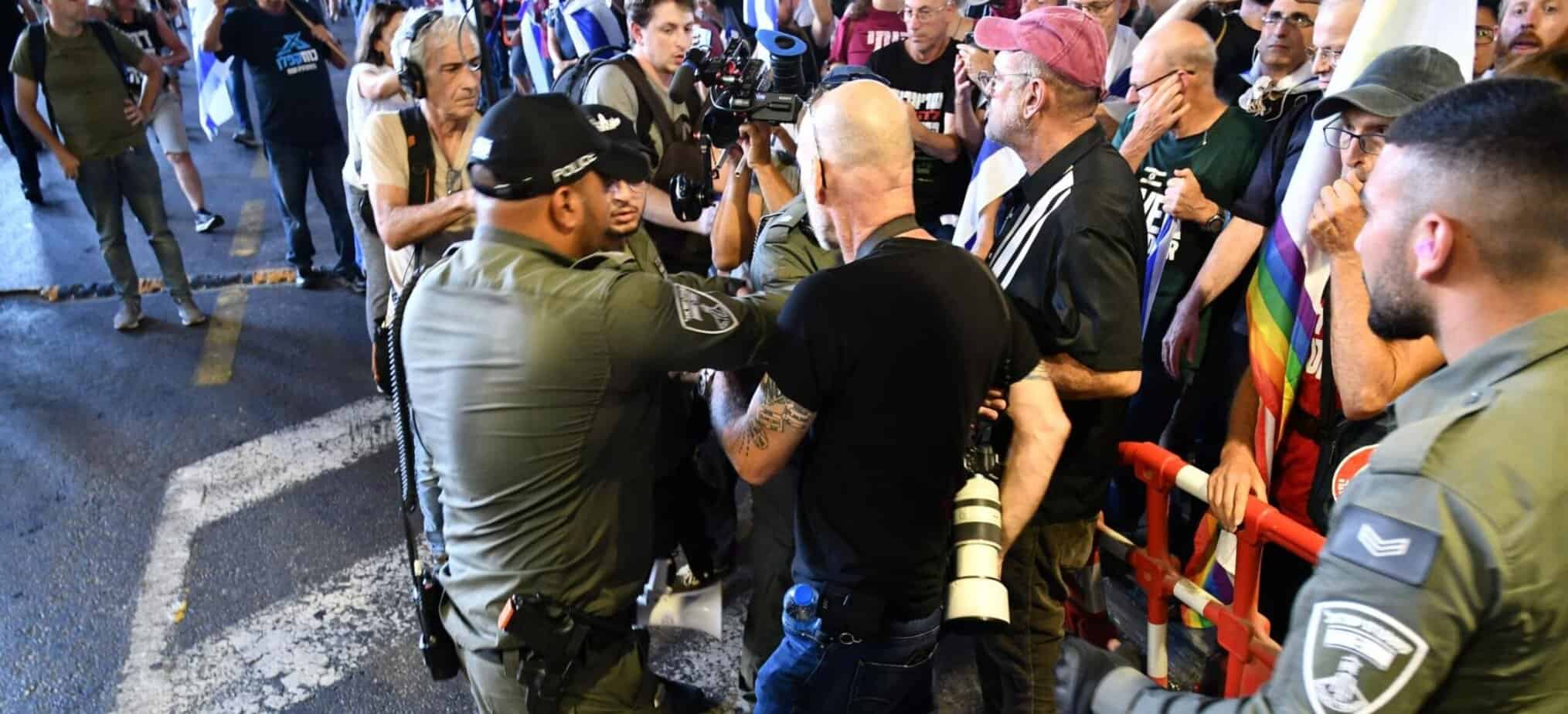 עמוס גיל שתיל סטוק