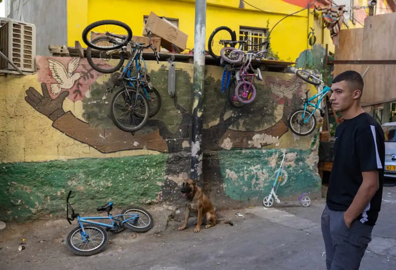 תושב בטן אל הווא בסכנת פינוי. צילום: יהל גזית